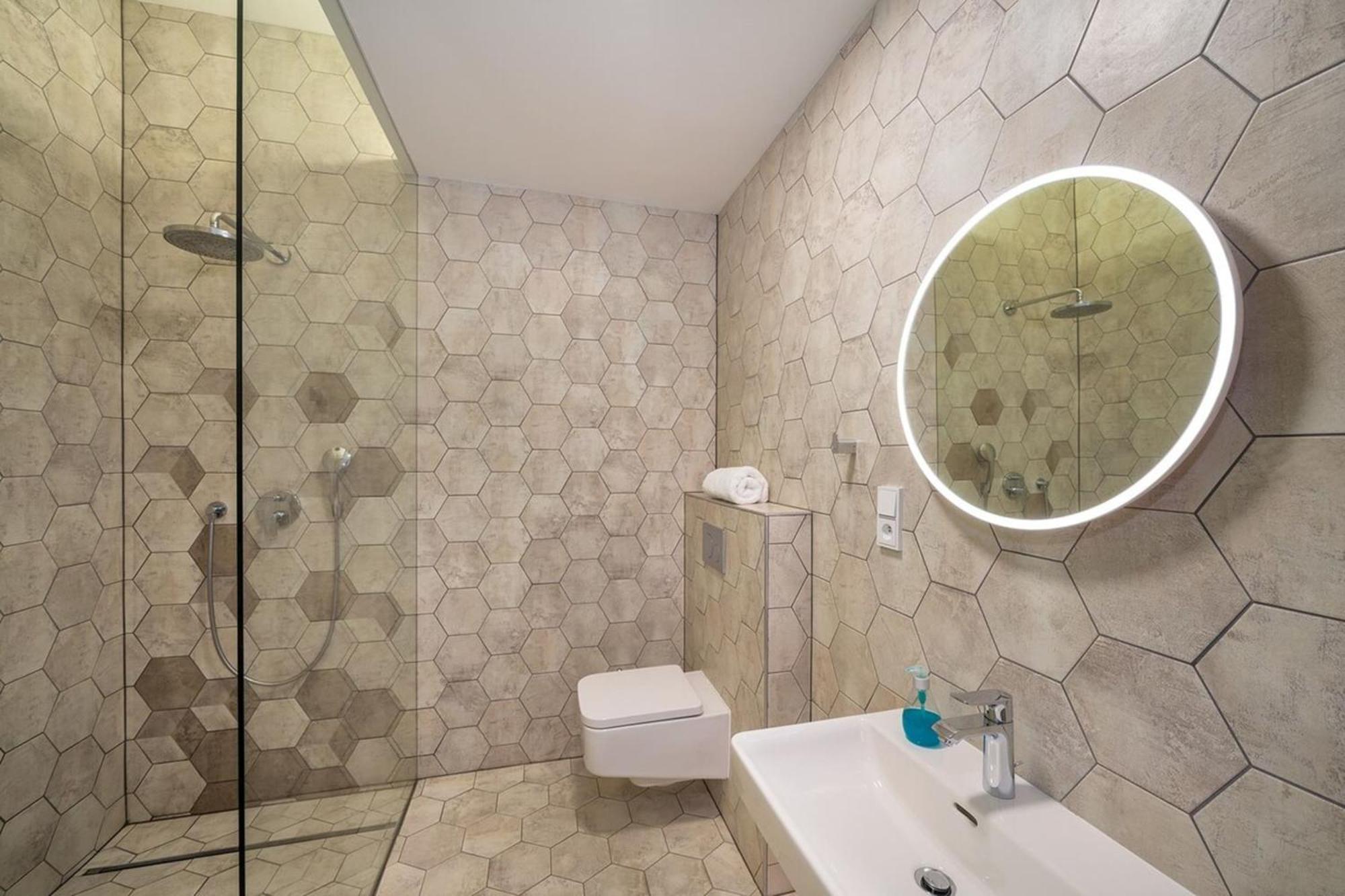 Quiet City Center Apartment In Hip & Foodie Area Praga Exterior foto